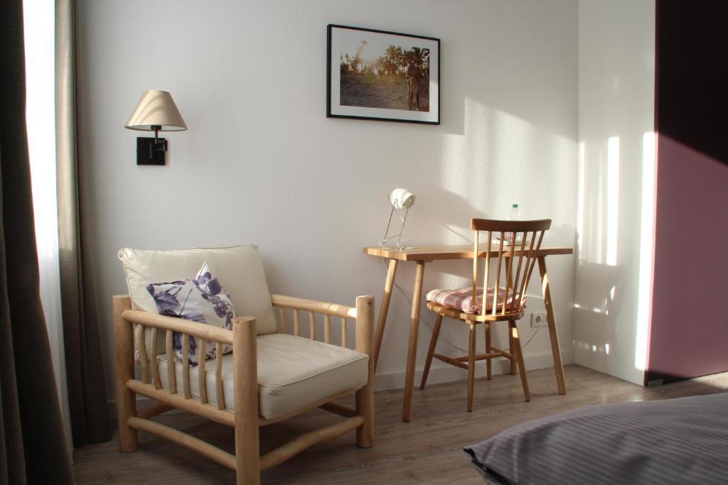 Fruehstueckshotel Fuerstenwerth Wilhelmshaven Rum bild