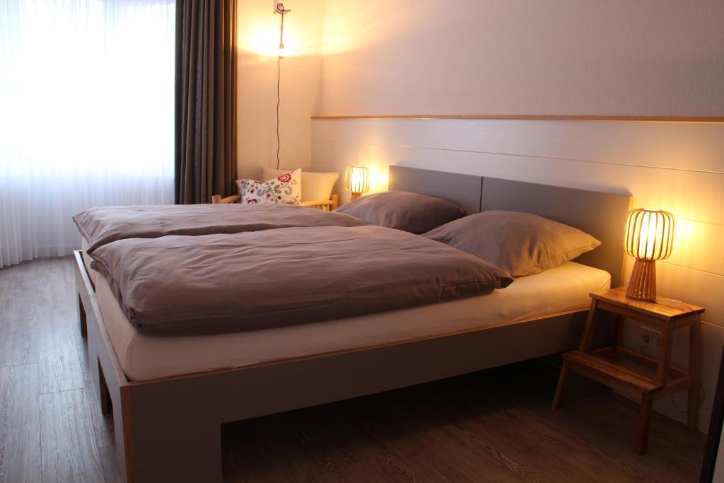 Fruehstueckshotel Fuerstenwerth Wilhelmshaven Rum bild